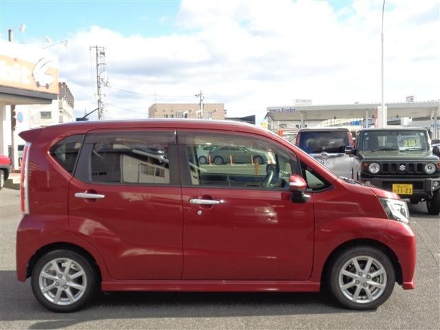 DAIHATSU MOVE CUSTOM 2015