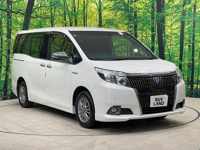 TOYOTA ESQUIRE HYBRID 2016