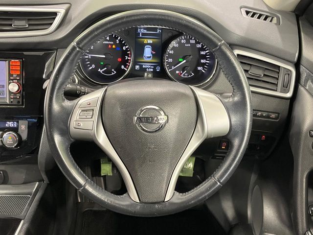 NISSAN X-TRAIL 2WD 2015