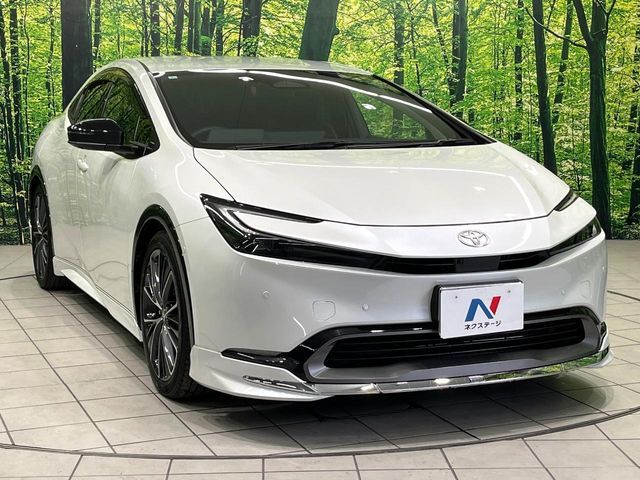 TOYOTA PRIUS 2024