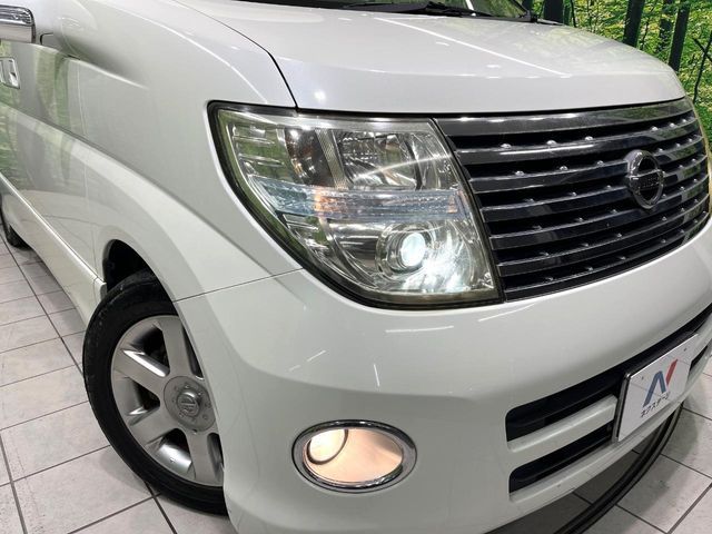 NISSAN ELGRAND  4WD 2006