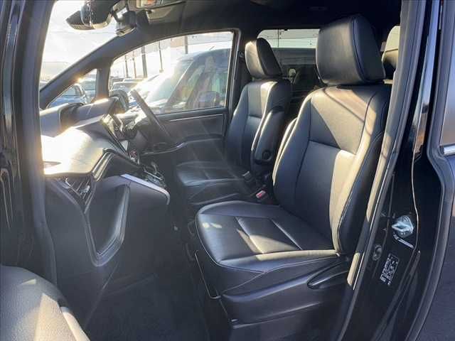 TOYOTA ESQUIRE HYBRID 2019