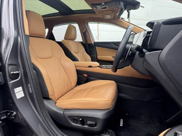 TOYOTA LEXUS NX250 2023