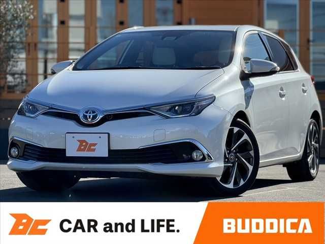 TOYOTA AURIS HYBRID 2016