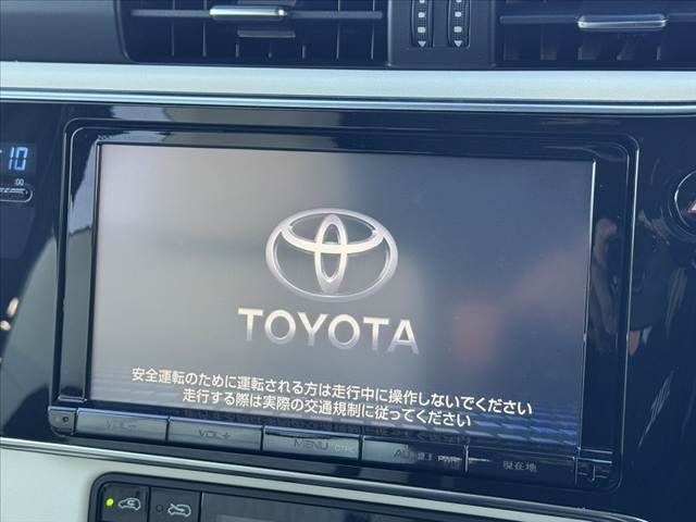 TOYOTA AURIS HYBRID 2016