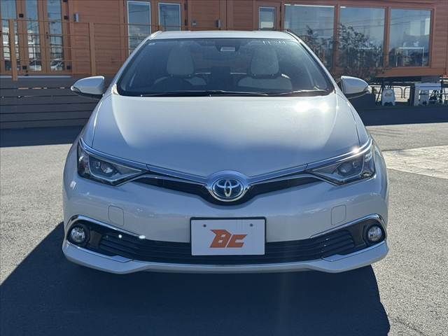 TOYOTA AURIS HYBRID 2016