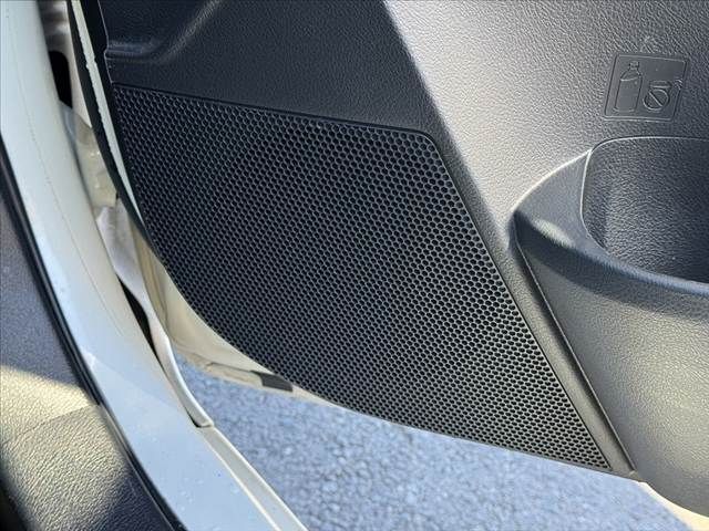 TOYOTA AURIS HYBRID 2016