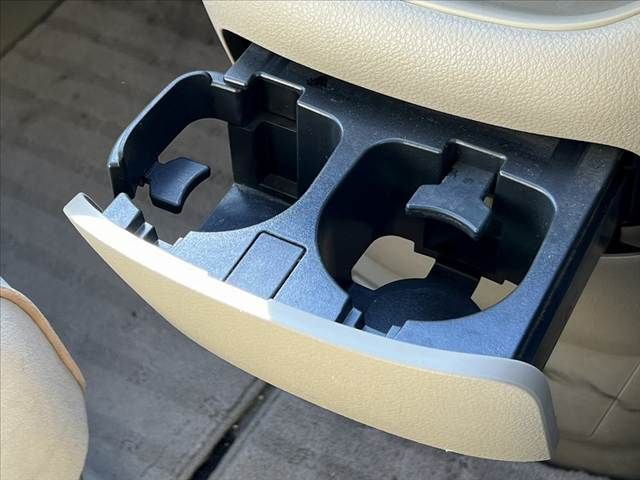 NISSAN SERENA  WG 2009