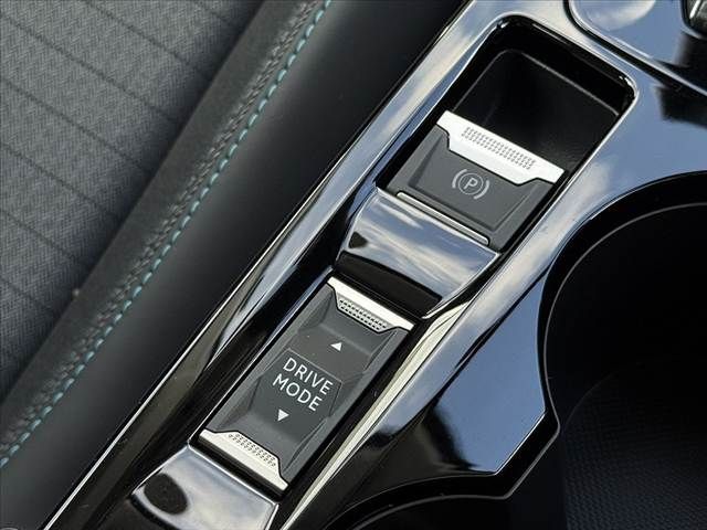 PEUGEOT PEUGEOT 208 2023