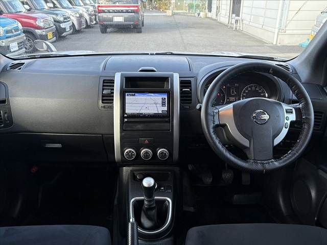 NISSAN X-TRAIL 4WD 2010