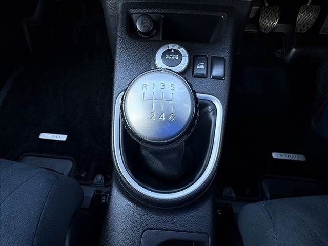 NISSAN X-TRAIL 4WD 2010