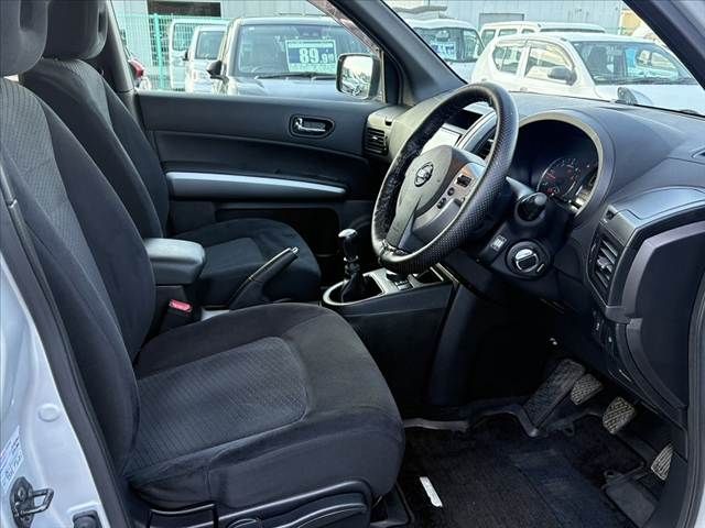 NISSAN X-TRAIL 4WD 2010