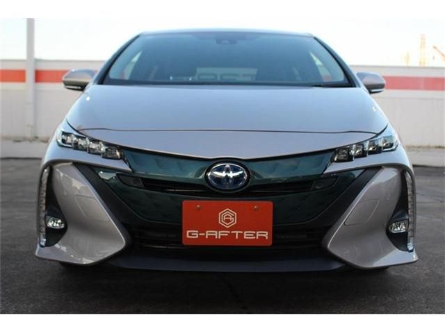 TOYOTA PRIUS PHV 2017