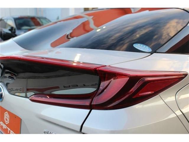 TOYOTA PRIUS PHV 2017