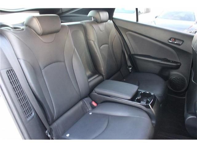 TOYOTA PRIUS PHV 2017