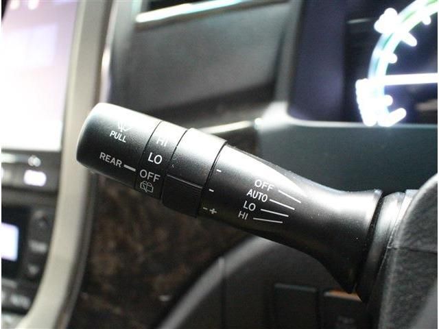 TOYOTA VELLFIRE  HYBRID 4WD 2014