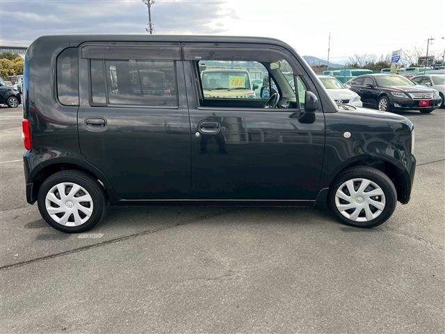 TOYOTA PIXIS SPACE 2012