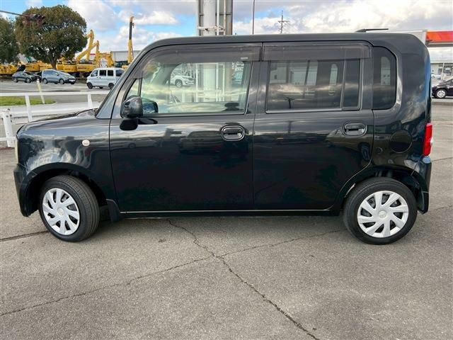 TOYOTA PIXIS SPACE 2012