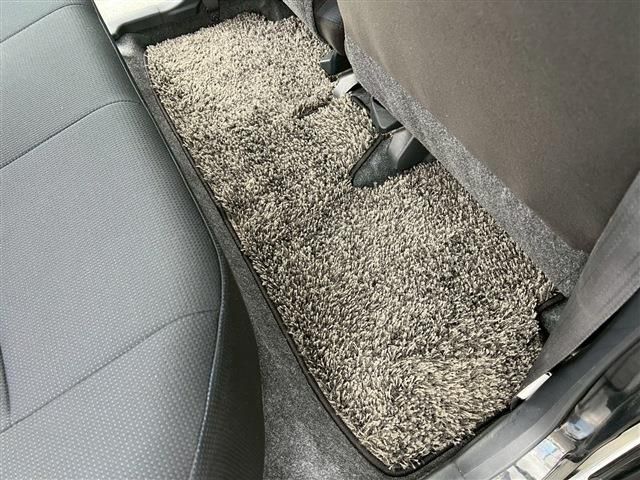 TOYOTA PIXIS SPACE 2012