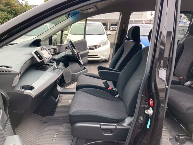 HONDA FREED HYBRID 2012