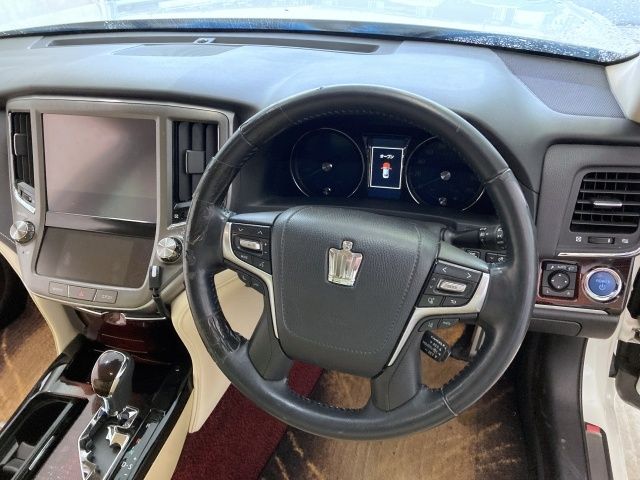 TOYOTA CROWN sedan hybrid 2017