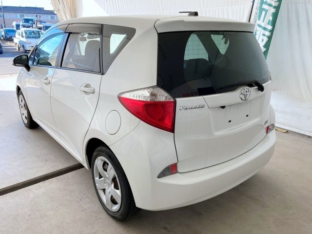 TOYOTA RACTIS 2012