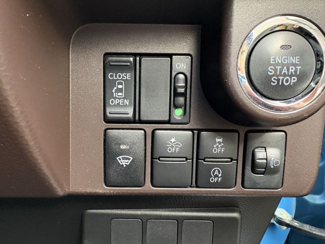 TOYOTA TANK 4WD 2018