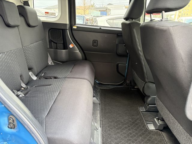 TOYOTA TANK 4WD 2018