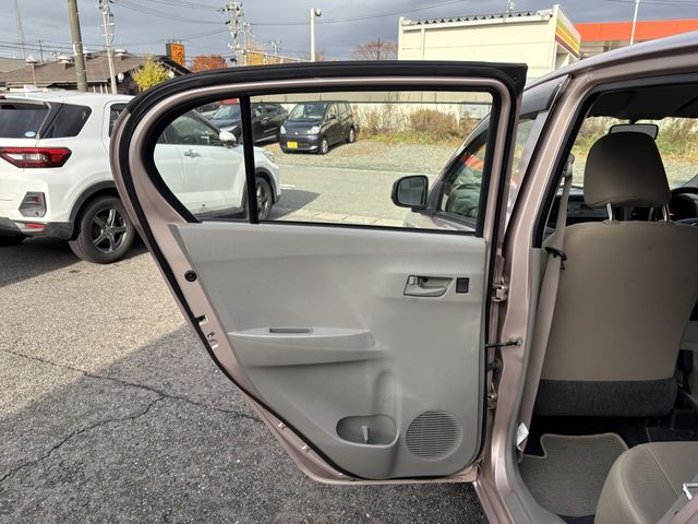 DAIHATSU MIRA e:S 4WD 2013