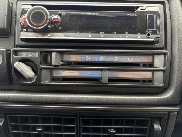 VOLKSWAGEN VOLKSWAGEN GOLF 1991