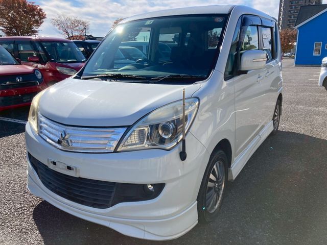MITSUBISHI DELICA D:2 2WD 2011