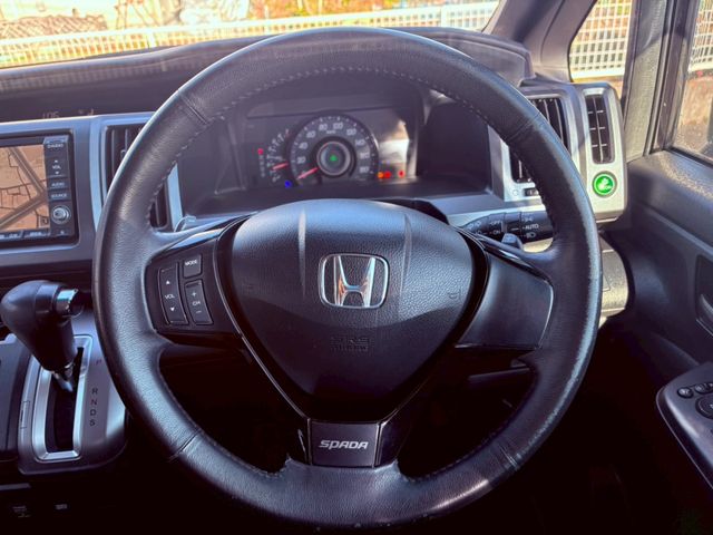 HONDA STEPWAGON SPADA 2010