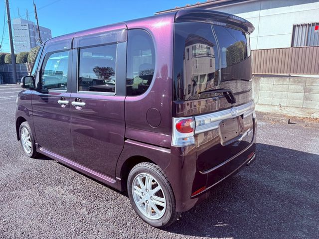 DAIHATSU TANTO CUSTOM 2009