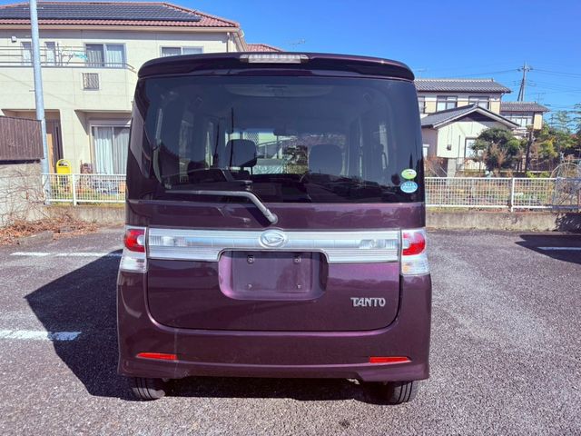 DAIHATSU TANTO CUSTOM 2009