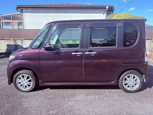 DAIHATSU TANTO CUSTOM 2009