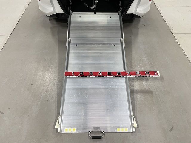 HONDA FREED plus HYBRID 2017