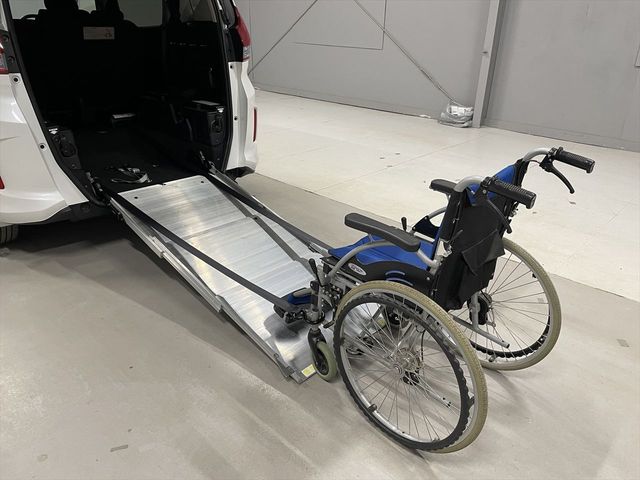 HONDA FREED plus HYBRID 2017