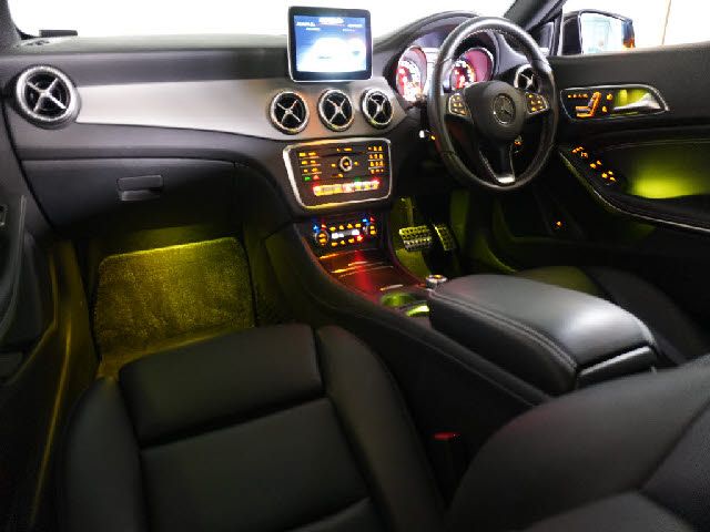 MERCEDES BENZ MERCEDES BENZ CLA Shooting Brake 2017