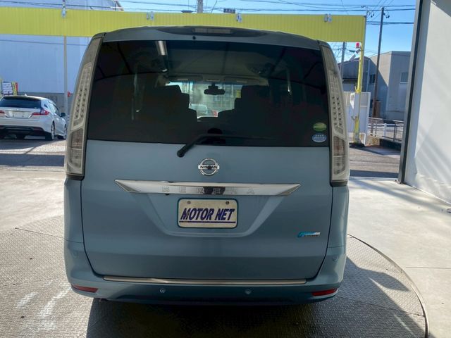 NISSAN SERENA  S-HYBRID 2014