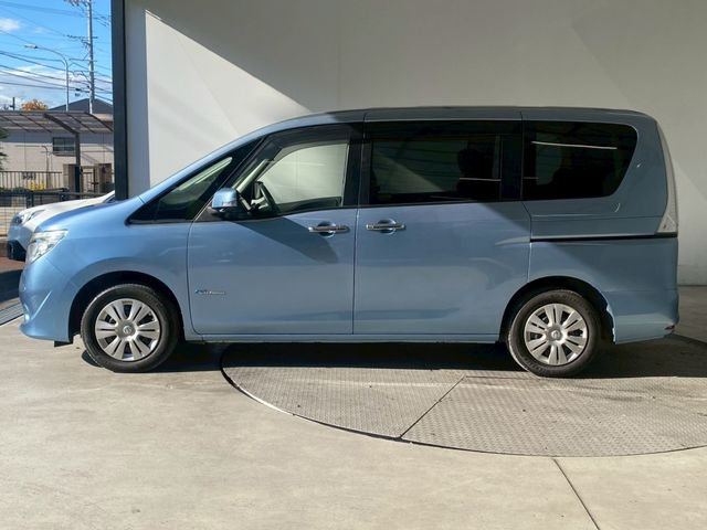 NISSAN SERENA  S-HYBRID 2014