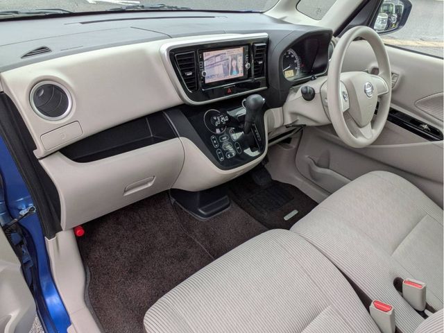 NISSAN DAYZ ROOX 2017