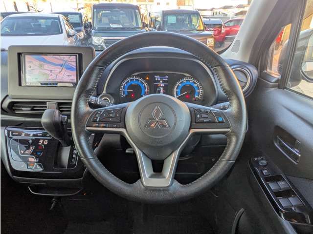 MITSUBISHI ek X 2019