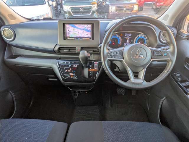 MITSUBISHI ek X 2019