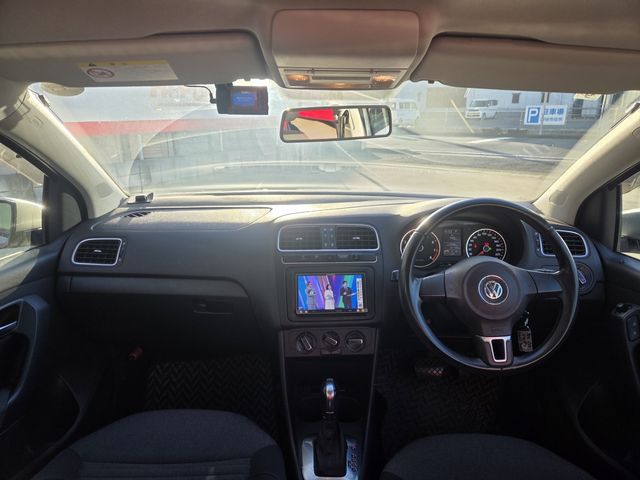 VOLKSWAGEN VOLKSWAGEN POLO 2013