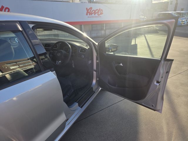 VOLKSWAGEN VOLKSWAGEN POLO 2013