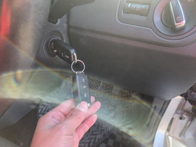 VOLKSWAGEN VOLKSWAGEN POLO 2013