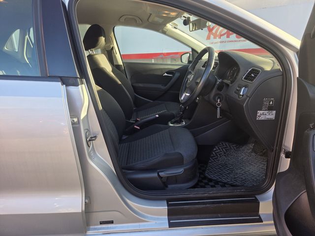 VOLKSWAGEN VOLKSWAGEN POLO 2013