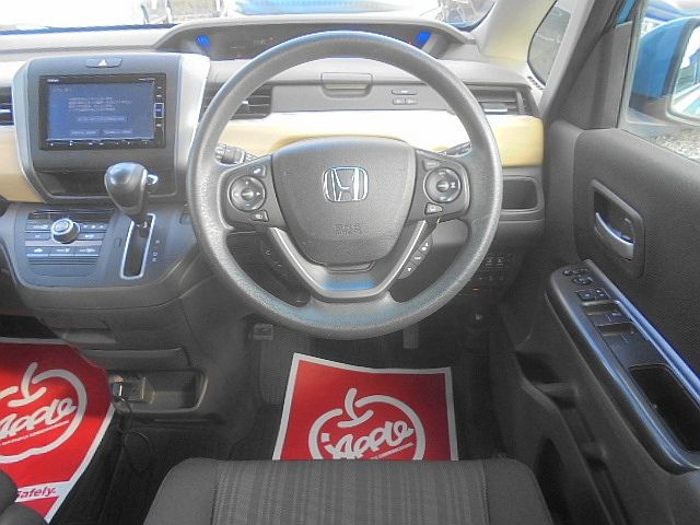 HONDA FREED 2018