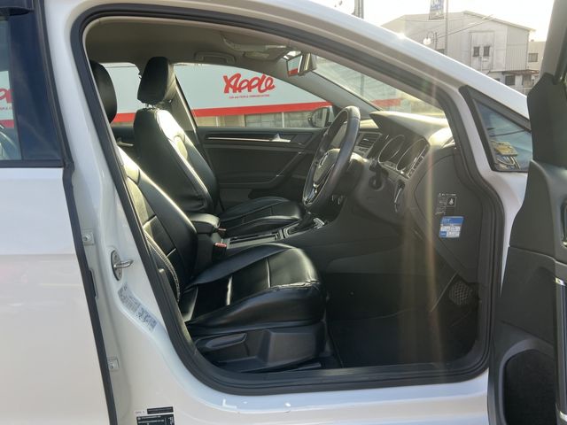 VOLKSWAGEN VOLKSWAGEN GOLF 2016