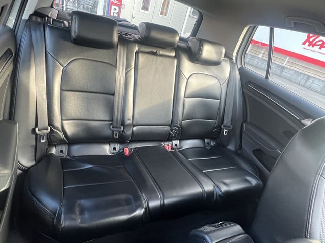 VOLKSWAGEN VOLKSWAGEN GOLF 2016